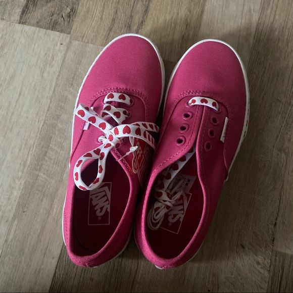 Vans shoes for kids, pink with hearts - Picture 2 of 5